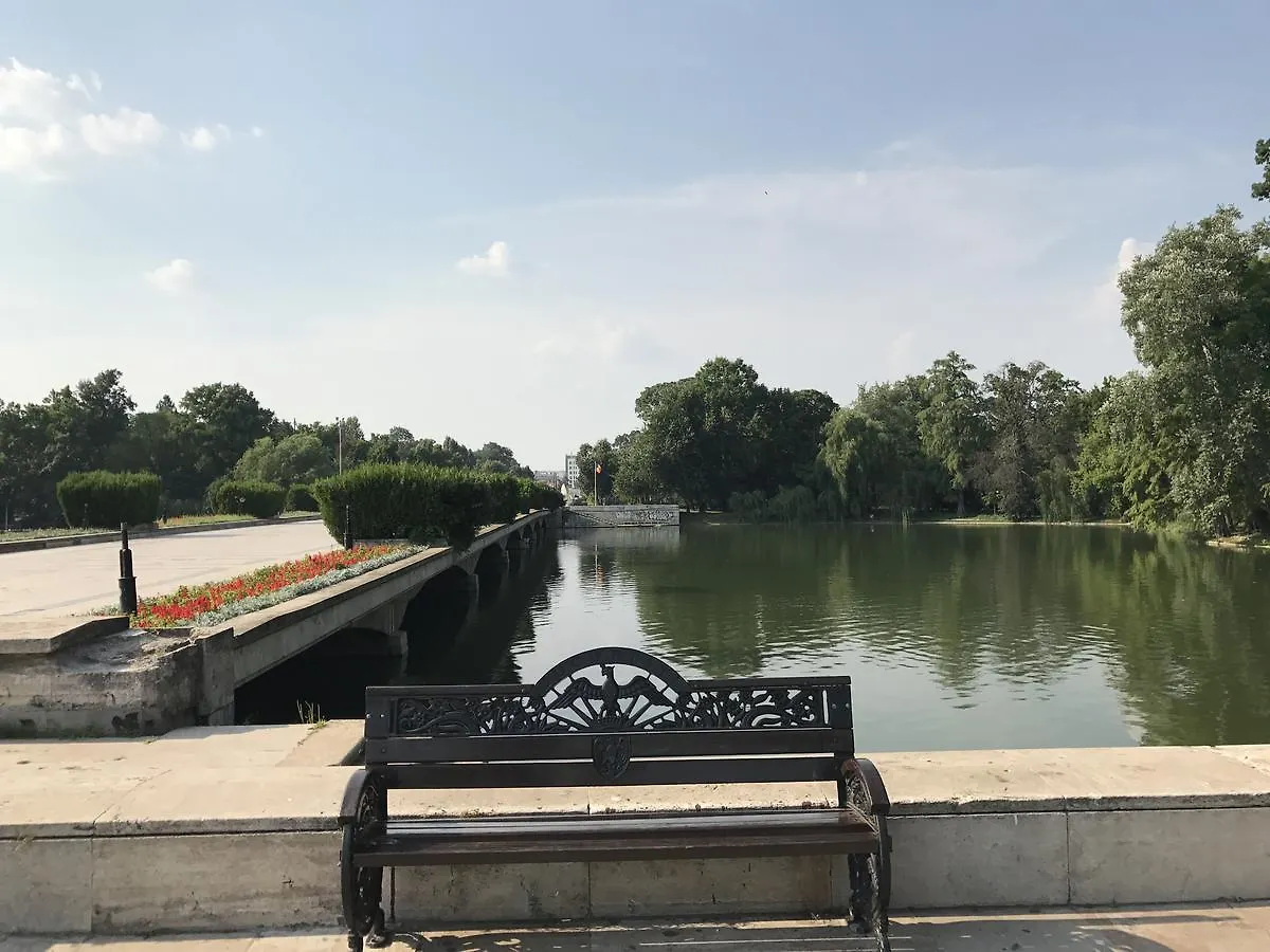 Carol City Park Apartment Bucarest Romania